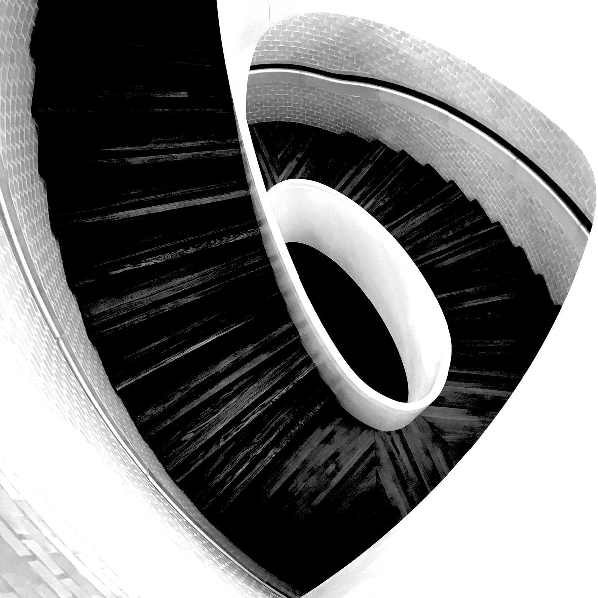iiP — NR